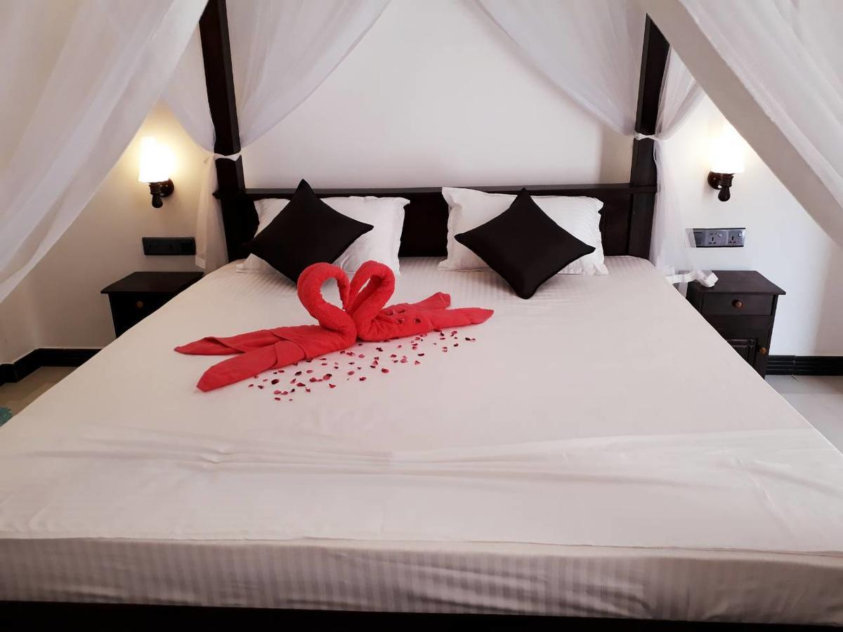 Turtle Reef Guest Bed and Breakfast Mirissa Exteriör bild